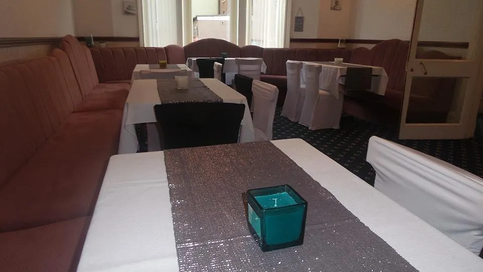 Iona Hotel Blackpool 0*,  United Kingdom