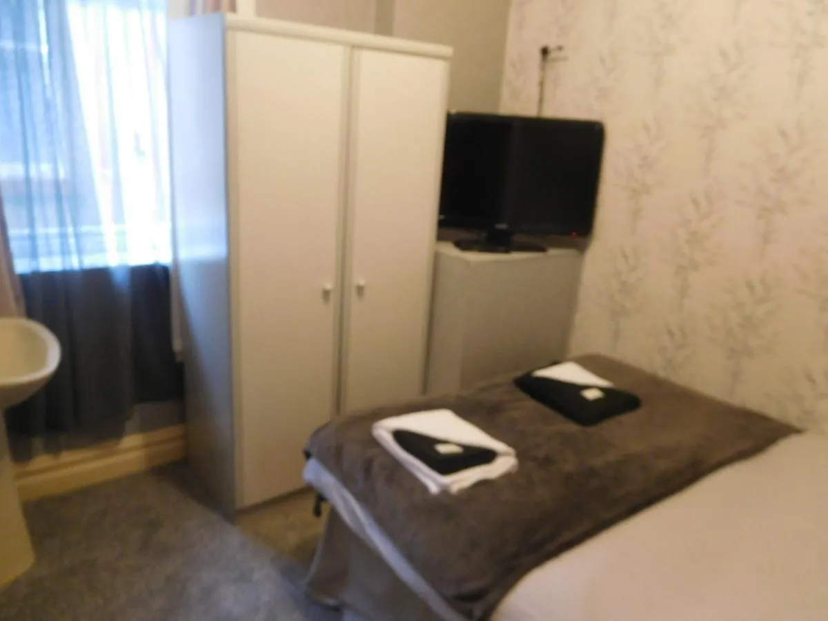 Bed & Breakfast Iona Hotel Blackpool